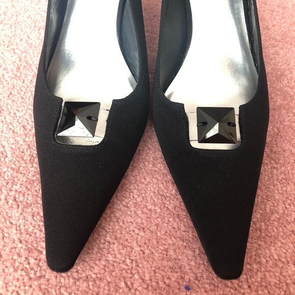 Stuart Weitzman Black Fabric Slingback - Picture 2 of 3